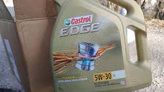 Vergleich bestes Motor Öl Test Mannol Energy Combi LL 5W30 vs Amazon Basics Motorenöl Castrol EDGE [upl. by La]