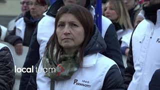 Pernigotti corteo a Novi Ligure [upl. by Yennej]