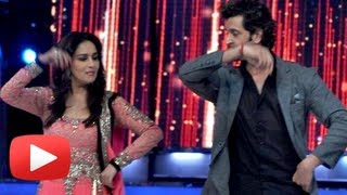 Hrithik Roshan Dances With Madhuri Dixit  Jhalak Dikhhla Jaa 6 Finale [upl. by Sakul389]