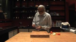 Iain Sinclair Cardsharp  knife skills video review [upl. by Carolynne]