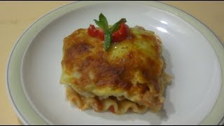 Easy and Delicious Lasagna Recipe طرز تهیه لزانیه [upl. by Yelhsa]