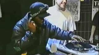 viva freestyle kool dj herc live [upl. by Ajiam]