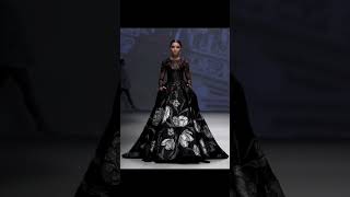 Michael Cinco newest collection michaelcinco runway model [upl. by Cuttler215]