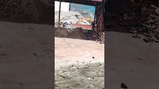 Livgong excavator truck se baksait Khali karte hue [upl. by Acinoj295]