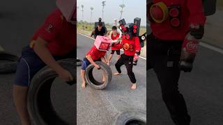 Flipping tires with speakerman and street skibidiskibiditoilet cameraman skibidi funny [upl. by Asaph]