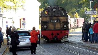 Einfahrt der Molli Bäderbahn in die Haltstelle Bad Doberan Stadtmitte [upl. by Esli]