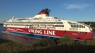 Fähre VIKING XPRS in Helsinki [upl. by Baseler584]