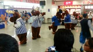 Renos de Telcel bailando [upl. by Torray]