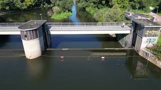 Drohnenaufnahmen von Leinewehr Schleuse und Georgengarten Hannover [upl. by Assel]