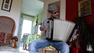 accordeoniste portugais [upl. by Polak]