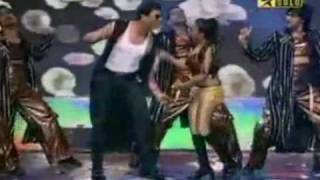 Akshay Kumar Paisa Paisa Song Perfomance at Sabse Favourite Kaun 2010 [upl. by Ramgad]