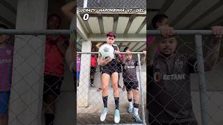 Quantos TOQUES até pegar a BOLA 😱 shorts [upl. by Korey46]