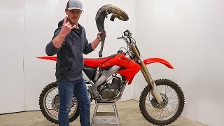 CR250 TWO STROKE TEARDOWN [upl. by Akemaj79]