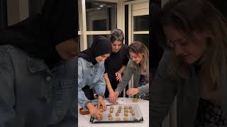 MASTERCHEF BEYZA VE EZGİ KURABİYE YAPIYO PART 2 masterchef [upl. by Amaral]