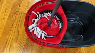 OCedar EasyWring Spin Mop Finally a demo of how to use the spinning wringing [upl. by Kenta320]