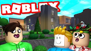 KAMRATERNA FLYTTAR TILL DERAS NYA HUS I ROBLOX BLOXBURG [upl. by Ikin]