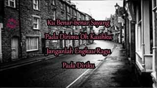 Encik Mimpi  Rindukanlah Lyrics [upl. by Htinek858]