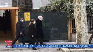 Il Presidente Mattarella trasloca laccoglienza dei vicini  La vita in diretta 26012022 [upl. by Kaja]