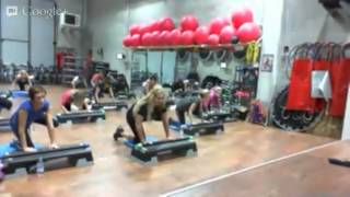 Monya fitness Giwa lezione per gambe addominali e glutei con lausilio solo dello step e una barra [upl. by Andromeda]