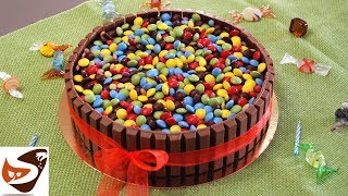 Torta di compleanno al cioccolato –Con kit kat e smarties MampM [upl. by Aehsrop]