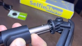 Selfieshow Selfie Stick Review [upl. by Anai901]