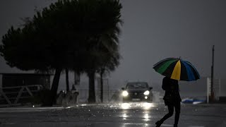 Tempête Ciaran  des vents record secouent le nordouest de la France [upl. by Kowalski508]