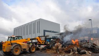 En Gironde le blocage de la centrale d’achats de Leclerc symptôme du désespoir des agriculteurs [upl. by Ecela]