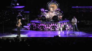 Van Halen live Hollywood Bowl 10042015  Dance The Night Away [upl. by Nofpets]