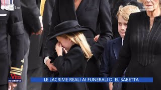 Le lacrime reali ai funerali di Elisabetta II  La Vita in diretta 20092022 [upl. by Esorylime]