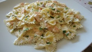 Farfalle al Salmone e Panna [upl. by Harak]