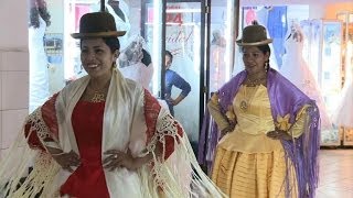 La Bolivie ouvre sa première école de mannequins cholitas [upl. by Rhona]