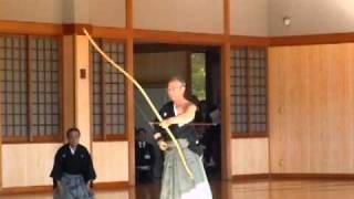 kyudo 弓道 矢渡し （20101121） [upl. by Yasnil]