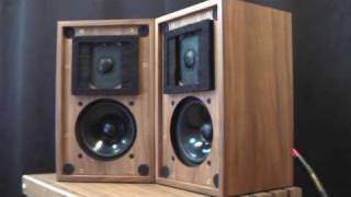 BBC LS35A 認定スピーカー Stirling LS35A V2 （Walnut） [upl. by Chill]