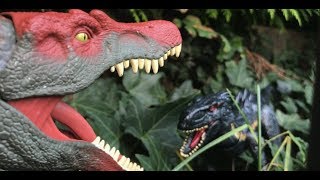 Indoraptor Vs Spinosaurus JURASSIC WORLD TOY FIGHT [upl. by Suoicerp]