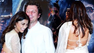 Shriya Saran HOT In Saree With Husband At Kabzaa Movie Screening [upl. by Euqimod]