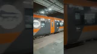 Loco Pilot 🚂 Vande Bharat Express arrived at Agra Cantt station indiantrains [upl. by Nallek]