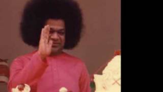 Giridhara gopala AWESOME saibaba bhajan [upl. by Edyth]