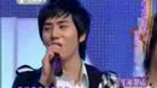 080418 非常大明星 Kyuhyun singing 月亮代表我的心 [upl. by Valma]