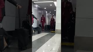 pilot  cabin crew of QATAR AIRWAYS airline airport qatarairways youtubeshorts Gatchie Jr [upl. by Aehsel]