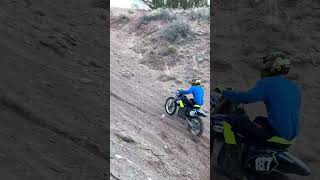 How to Climbing Gordy’s Hill in Socorro New Mexico  2006 Yamaha YZ450F  December 2023 [upl. by Dulla]