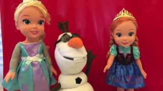 Disney Pixar Frozen Olaf the Snowman Singing and Talking [upl. by Daniella]