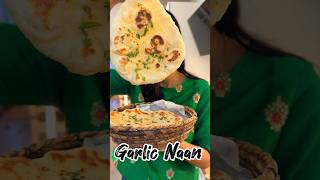 Garlic Naan  Knoblauchfladenbrot indischesessen naan fladenbrot food shorts shortsvideo [upl. by Nylrak149]