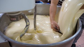 Amazing Bread Making Process and Popular Bread Collection Taiwan Bakery  驚人的麵包製作過程 人氣麵包大合集 [upl. by Eikcor978]