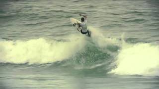 Sooruz Lacanau Pro 2011 du bon surf en quarts de final [upl. by Currie]