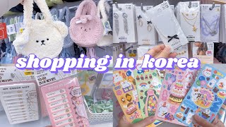 shopping in korea vlog 🇰🇷 accessories amp stationery haul 🐰 daiso cute finds 다이소 신상 [upl. by Grace953]