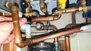 How to Top up the pressure on Ariston Clas HE Evo Combi Boiler  Low Water Pressure Fault Code 108 [upl. by Enileqcaj]