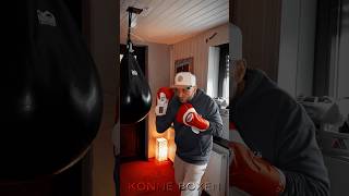 Kontern  Verteidigen und mit einem Haken antworten boxen boxtechnik kampfsport [upl. by Ramyaj2]