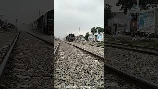 High speed Train Green Line Express 5UP Crossing Kot Radha Kishan train railway pakrailway [upl. by Oiratnom919]