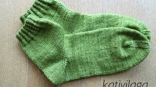 How to knit socks  Comment tricoter des chaussettes  Cómo tejer calcetines [upl. by Novart211]