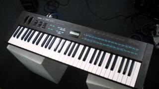 Yamaha DX21 Synthesizer Demo organ patch [upl. by Llehsram]